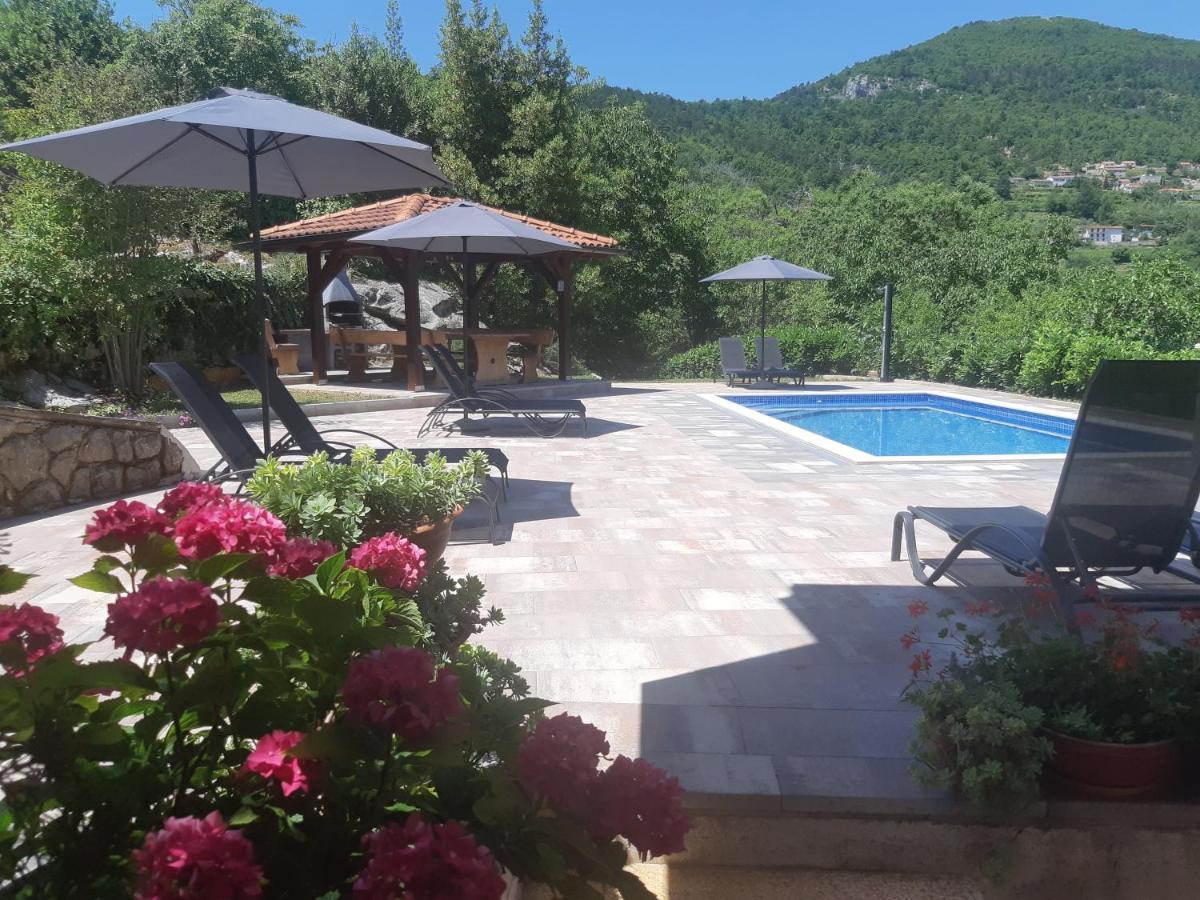 Apartment Opatija Ловран Екстериор снимка