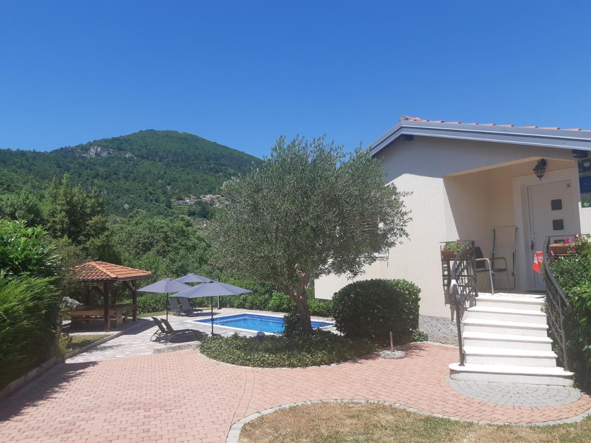 Apartment Opatija Ловран Екстериор снимка