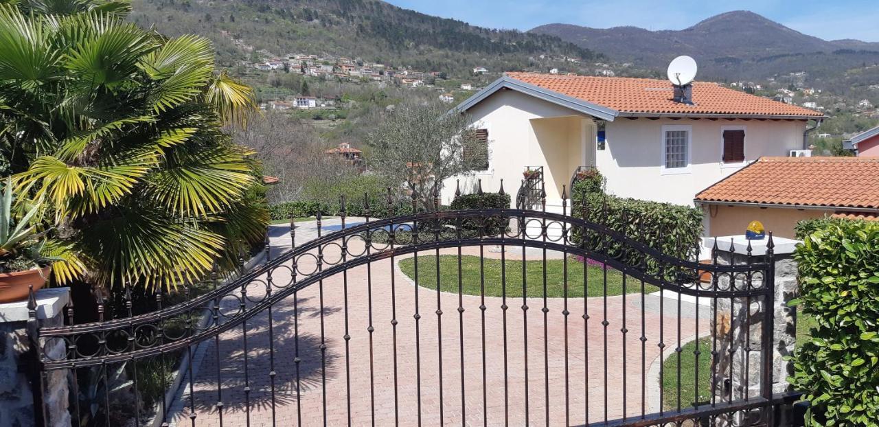 Apartment Opatija Ловран Екстериор снимка