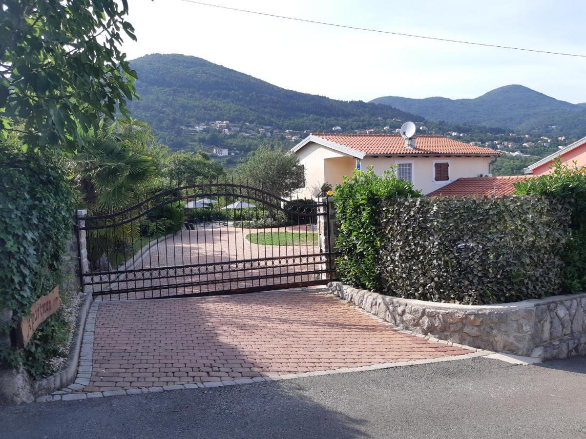 Apartment Opatija Ловран Екстериор снимка