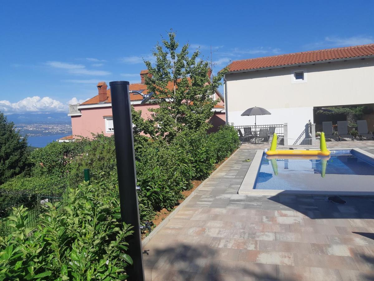 Apartment Opatija Ловран Екстериор снимка