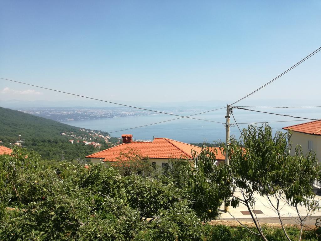 Apartment Opatija Ловран Екстериор снимка