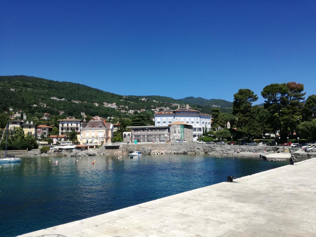 Apartment Opatija Ловран Екстериор снимка